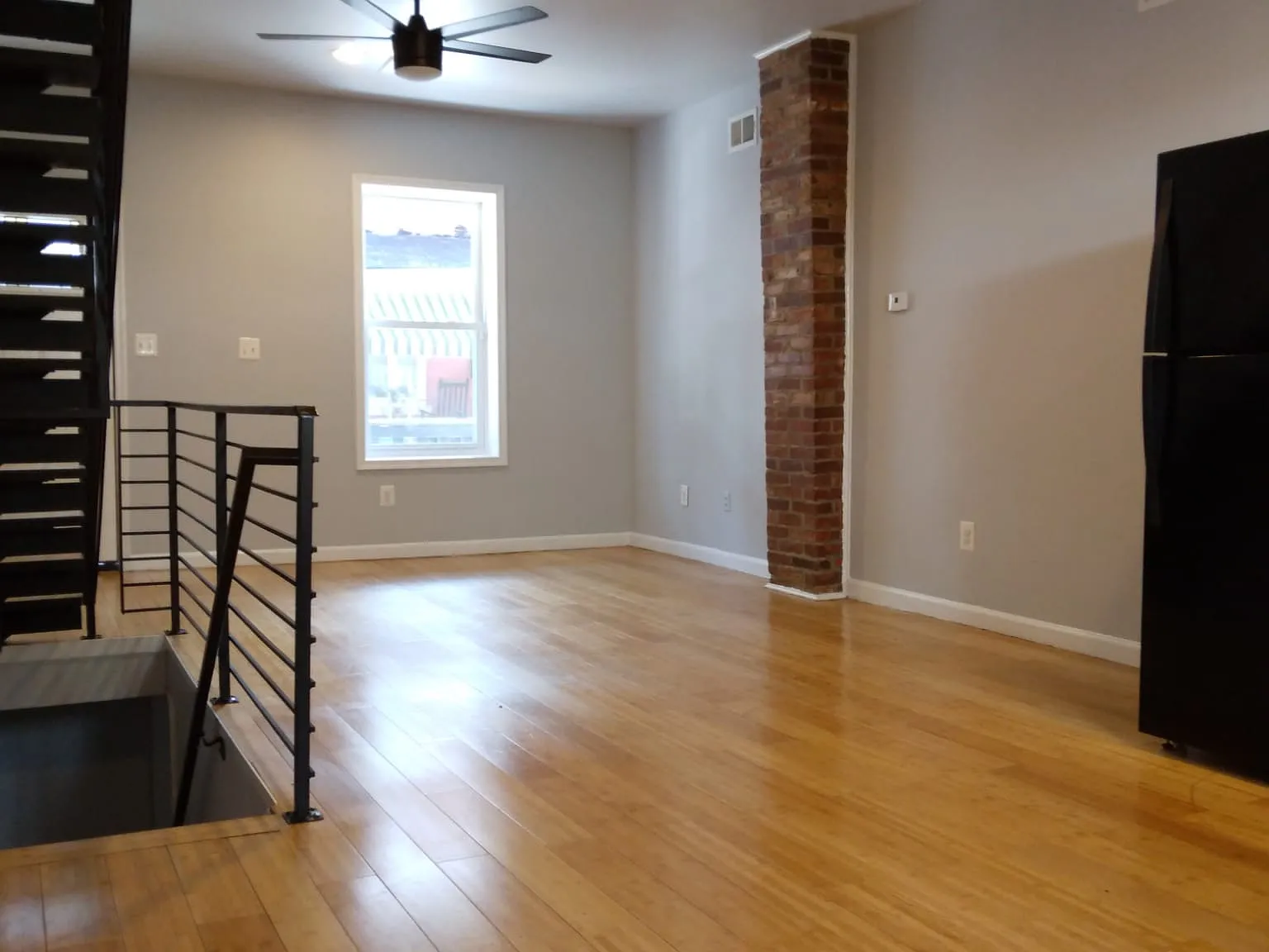 3 bed, 1100 sqft, $1,750 — Photo 3