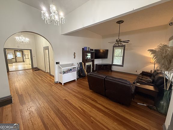 4th image of 245 Homer Rd