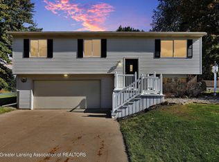 14027 Everett, Dewitt, MI 48820