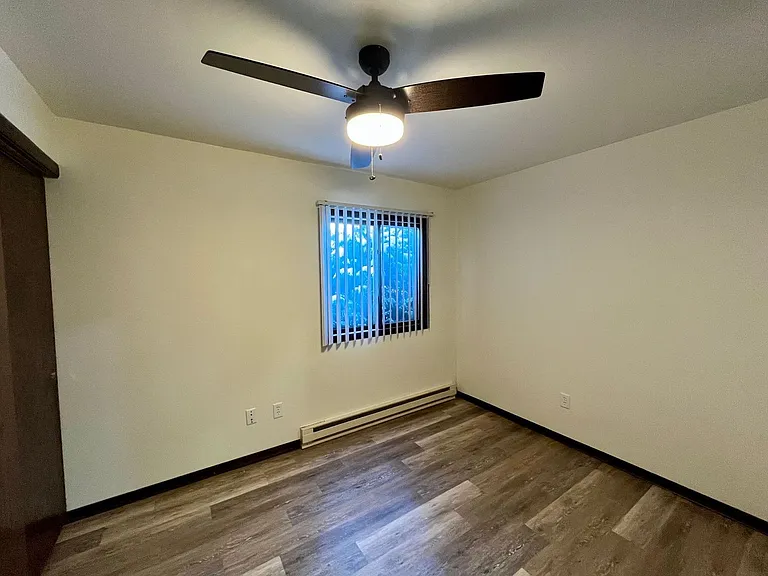 1010 Sawyer Dr — Photo 26