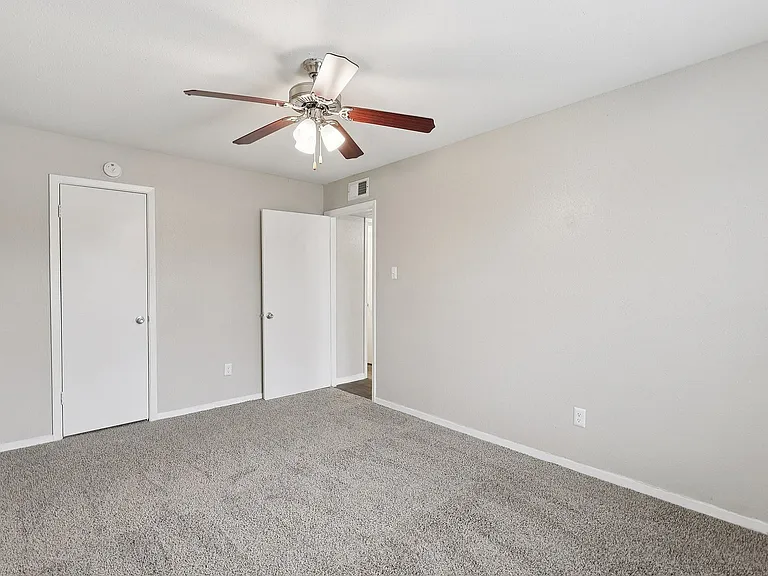 26-web-or-mls-11710 Briar Forest Dr Unit 504-S1103-012