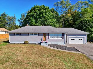 41 Skyline Dr, Southington, CT 06489