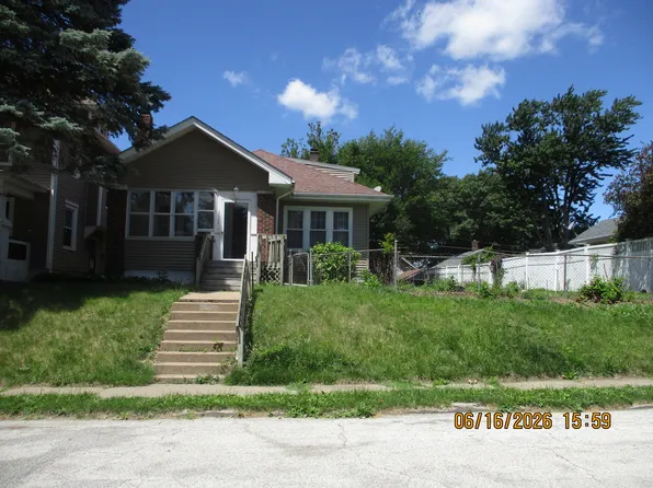 2624 Leclaire St, Davenport, IA 52803