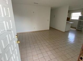 1285 W 44th Pl APT D, Hialeah, FL 33012
