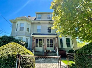 36 Lowell Ave #2, Newtonville, MA 02460