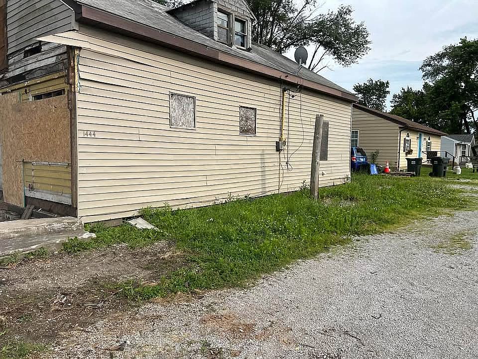 2nd image of 1444 N Main St