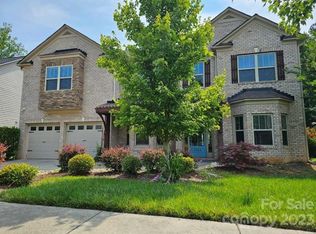 2920 Donegal Dr, Kannapolis, NC 28081