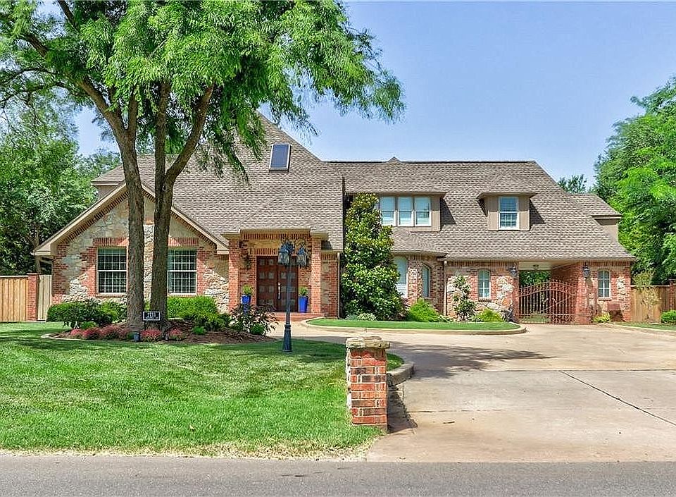 1st image of 2733 Guilford Ln