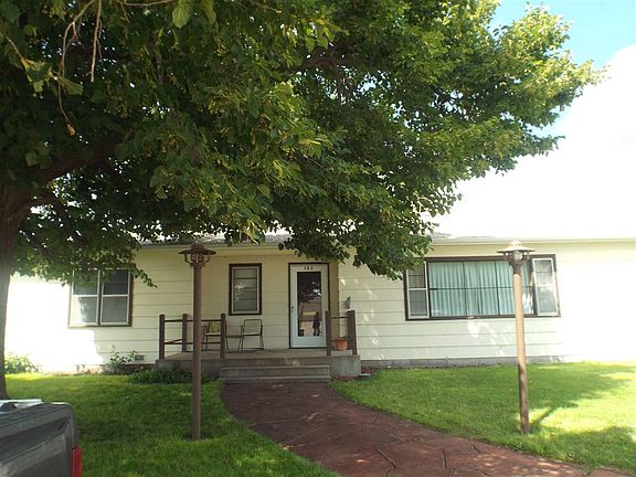2nd image of 102 Circle Dr
