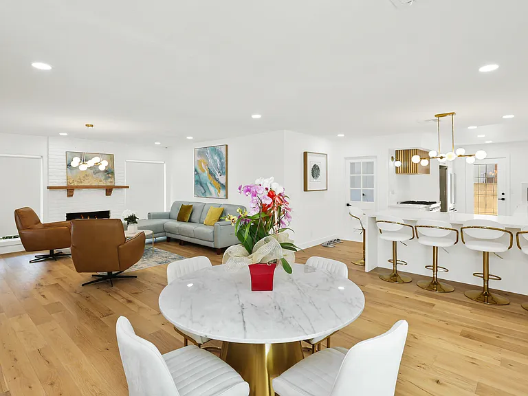 9461 Lotus Dr — Photo 40