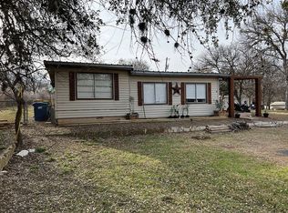 1902 Belaire Dr, Granite Shls, TX 78654