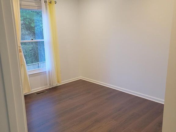 4th image of 101 Sunny Hill Ct