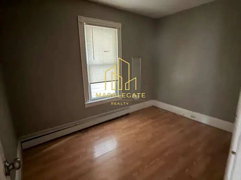 21 Piercy St #1E — Photo 4