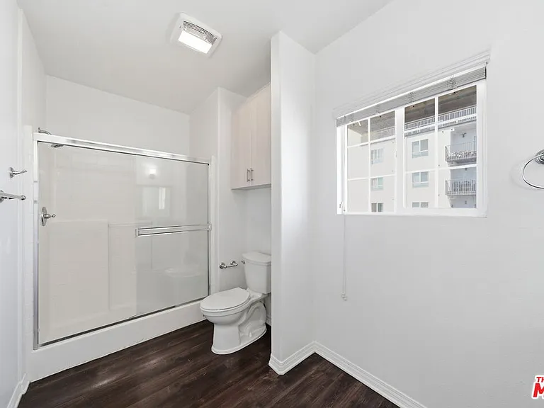 1408 W Washington Blvd #303 — Photo 18
