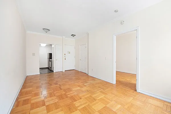 Rented by Compass | media 13