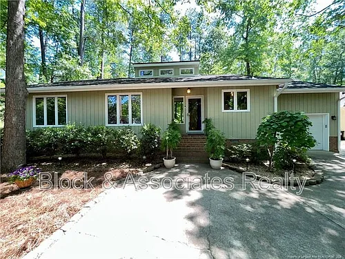 1710 Chateau Cir Photo 1