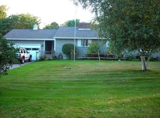 494 Beechwood Rd, Hoosick Falls, NY 12090