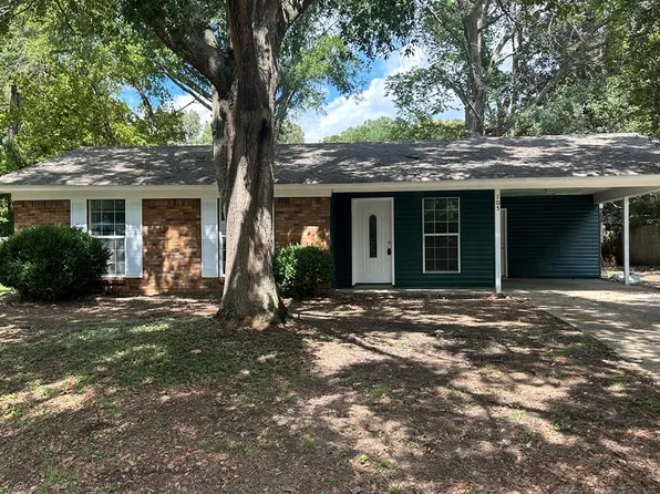 105 Linda Cir, Vicksburg, MS 39180