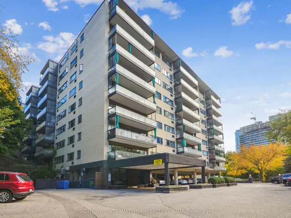 120 Rosedale Valley Rd #512, Toronto, ON M4W 1P8