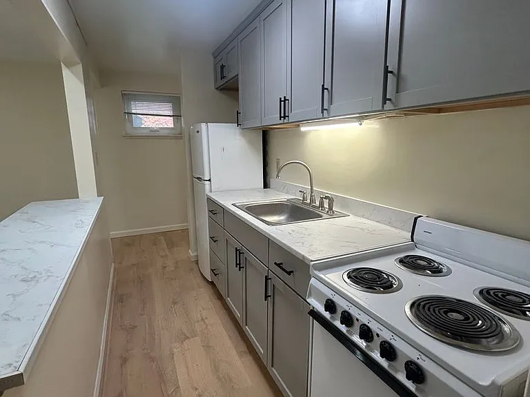256-2B S Corl St — Photo 9