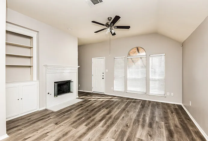 724 Turnstone Dr — Photo 4
