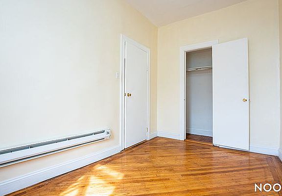 2nd image of 1625 Park Pl APT 12A