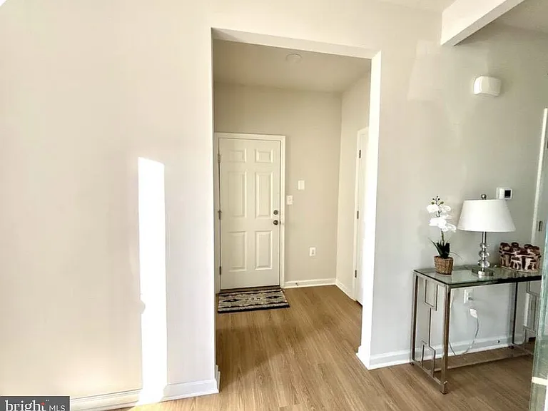335 National St — Photo 13