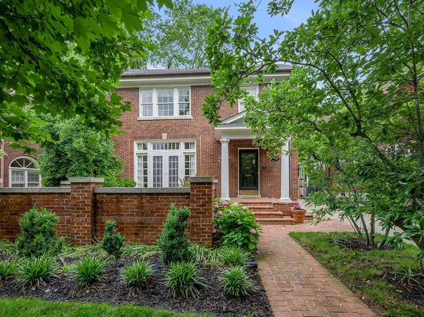 315 Desha Rd, Lexington, KY 40502