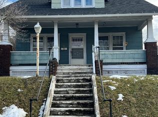 32 3rd St, Johnson City, NY 13790
