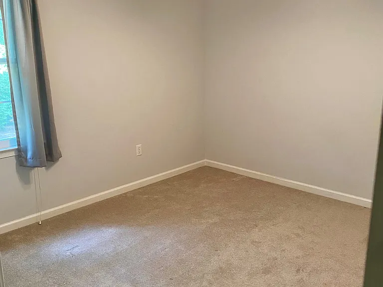 55 Lovett Dr — Photo 15