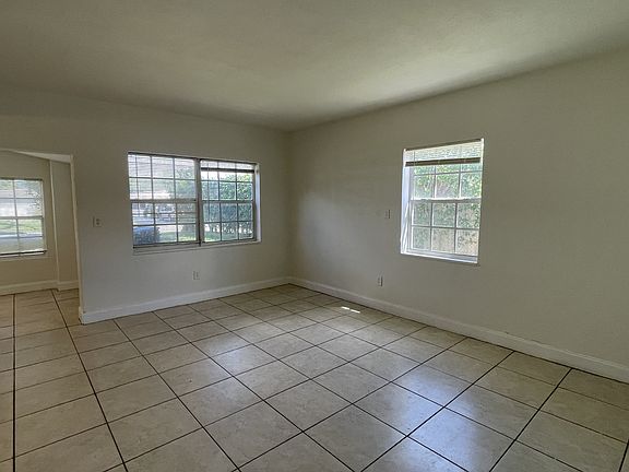 3rd image of 2174 NE 173rd St #391