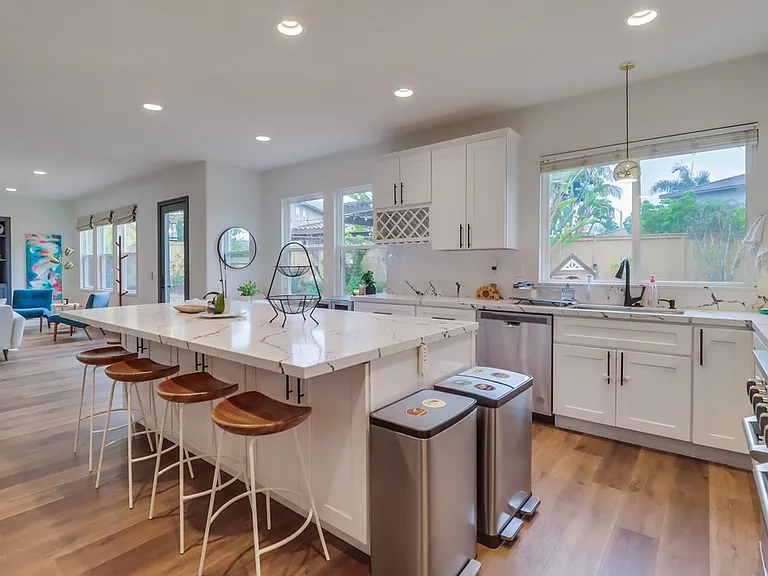 358 Corte Goleta — Photo 38