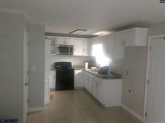 2nd image of 700 Rosedale Arch