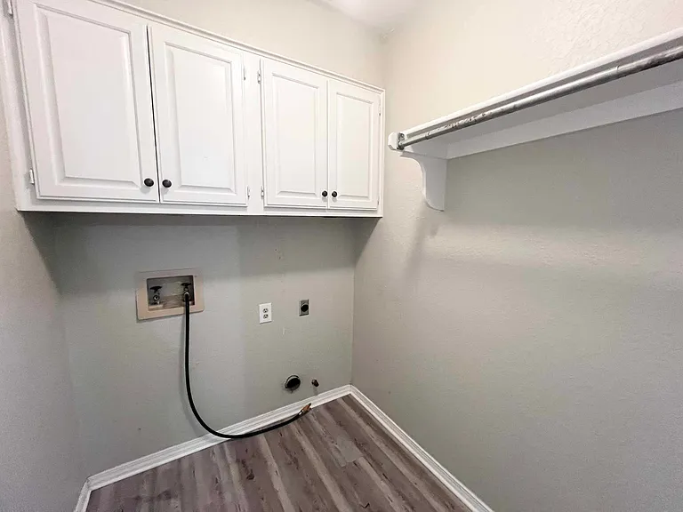 1717 Pinnacle Ln — Photo 18