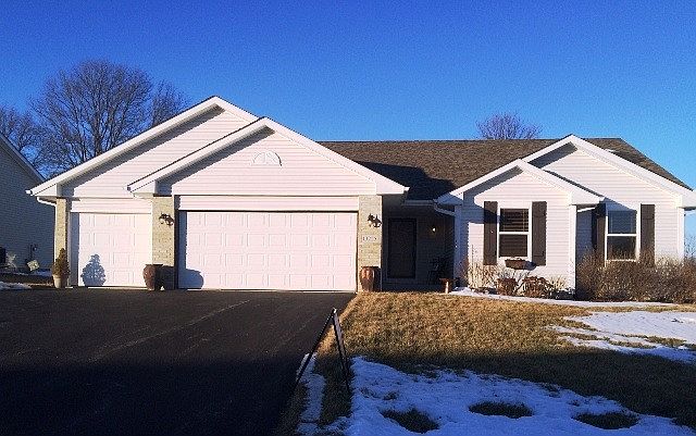 1st image of 13225 Foxglove Ln