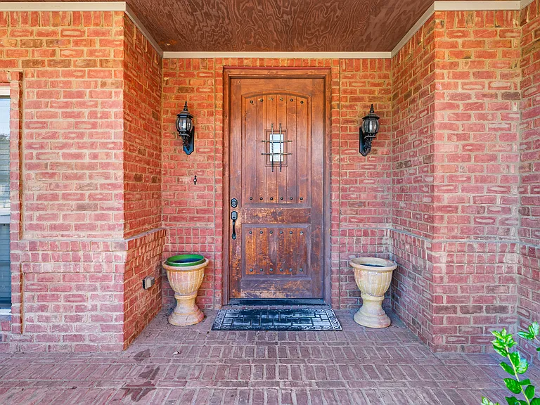 2265 N Covington Park Blvd — Photo 22