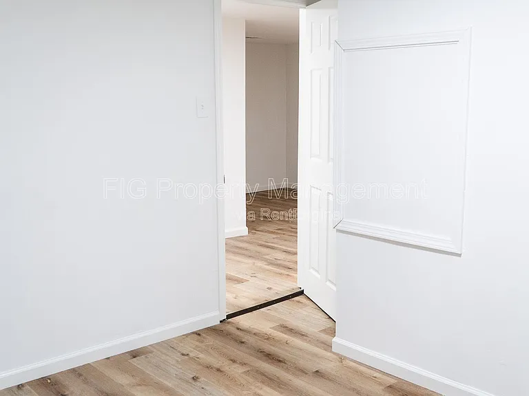 3715 Sisk Rd #6 — Photo 5