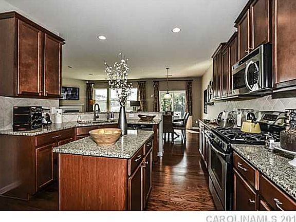 5th image of 5916 Stirlingshire Ct #99