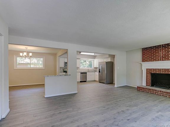 5th image of 24 McKinley Dr