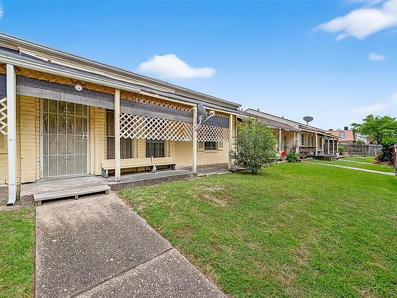 2nd image of 6201 Ranchester Dr APT 4