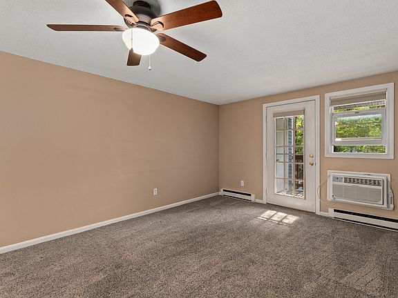 2nd image of 106 Heritage Dr #106