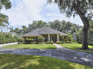 5211 Mann Manor Ln, Jacksonville, FL 32210