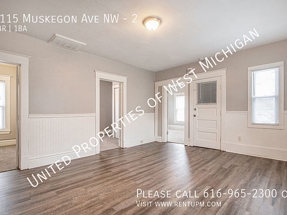 4th image of 1115 Muskegon Ave NW #2