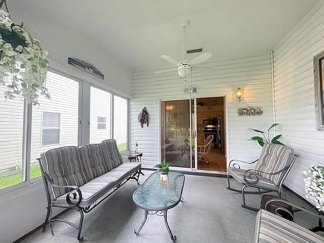 323 Chula Vista Ave — Photo 20