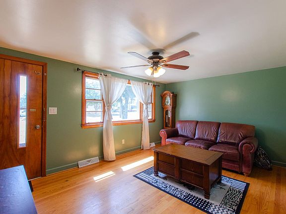 4th image of 708 Leftwich St
