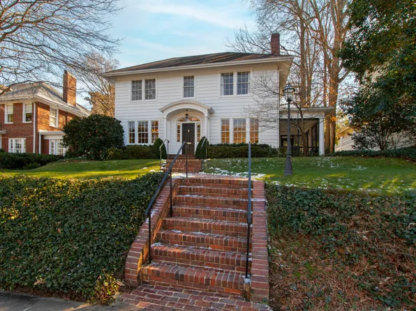 308 Hillcrest Rd, Raleigh, NC 27605