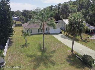 8275 Fleming Grant Rd, Micco, FL 32976
