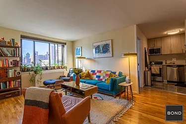 Rented by Bond New York