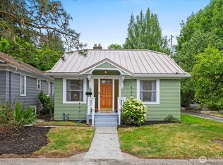 5517 8th Ave NE, Seattle, WA