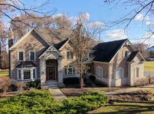3711 Berry St, Crystal Lake, IL 60012